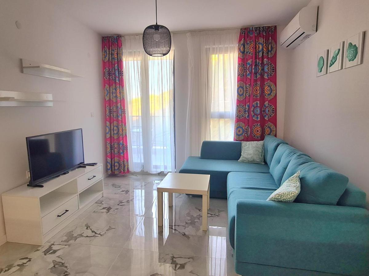 Dolphin Beach Apart Обзор Экстерьер фото